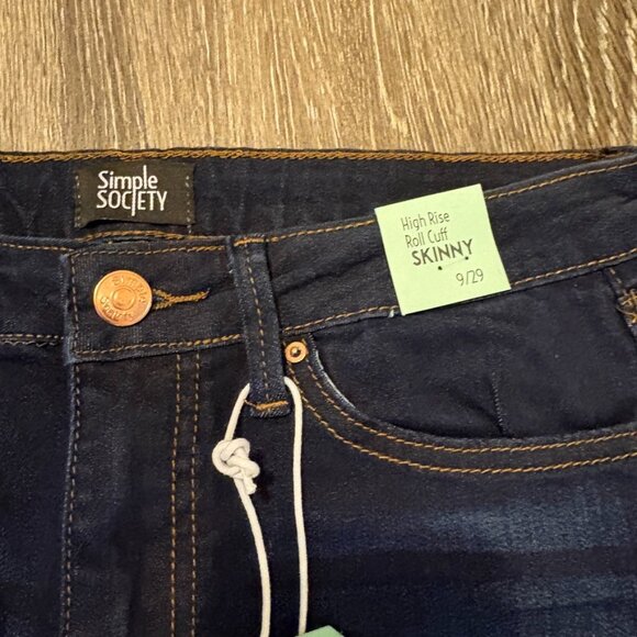 NWT Simple Society High Rise Roll Cuff Skinny Jeans Dark Wash Size 9/29 RN155481 - Picture 3 of 6